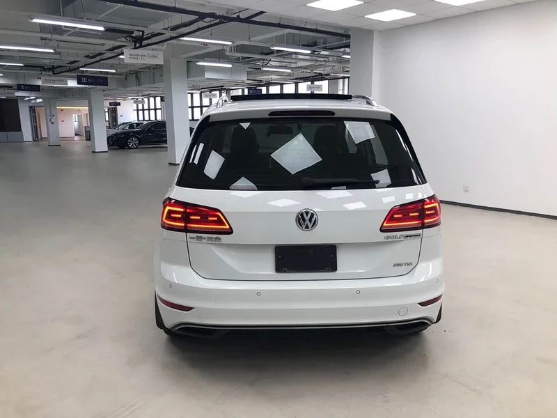 Volkswagen Golf — фото 4