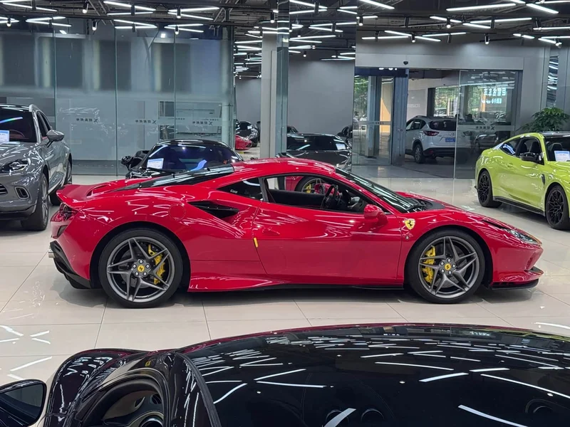Ferrari F8 — фото 3