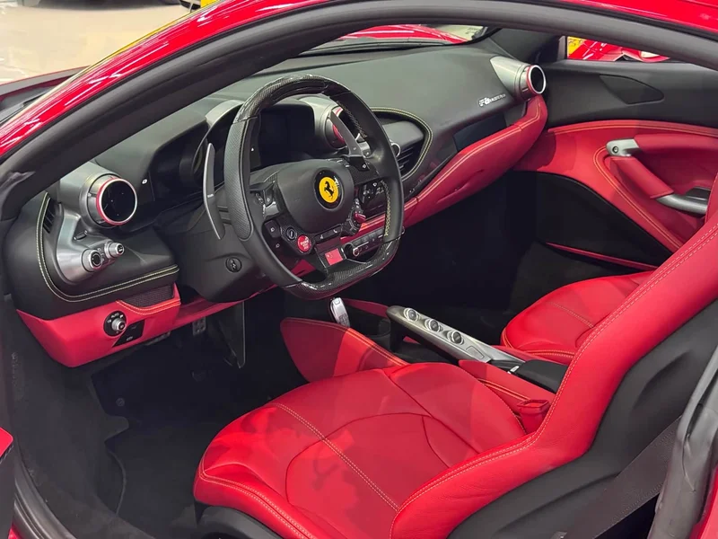 Ferrari F8 — фото 6