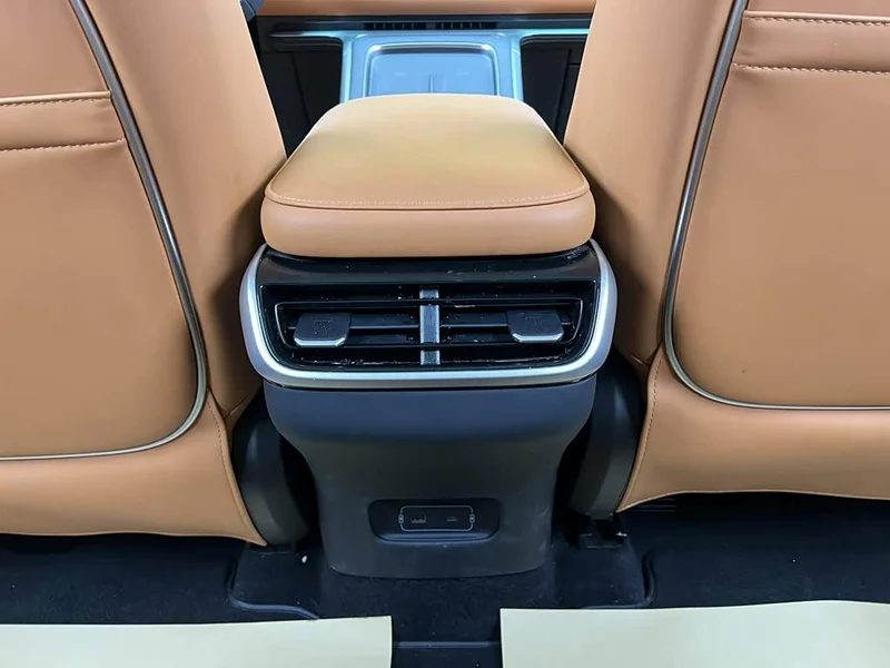 XPeng G9 — фото 46