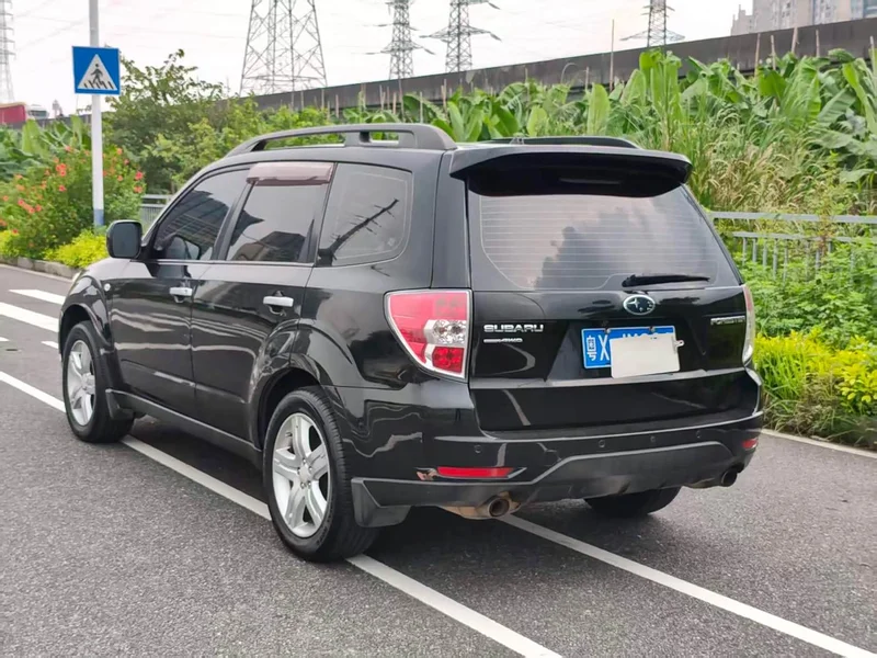Subaru Forester — фото 5