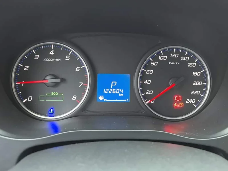 Mitsubishi Outlander — фото 14