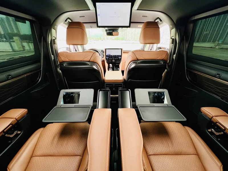 Toyota Vellfire — фото 11