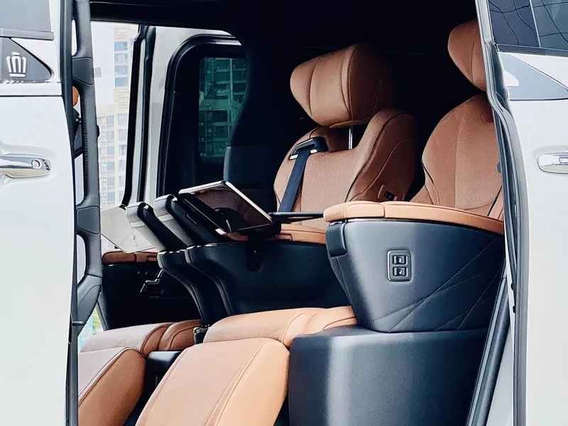 Toyota Vellfire — фото 6