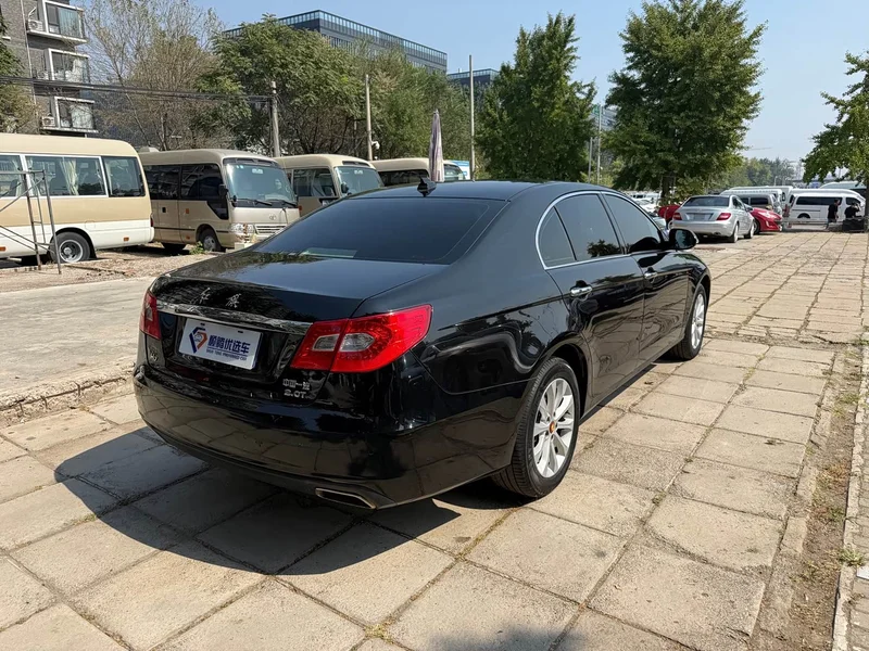Hongqi H7 — фото 4