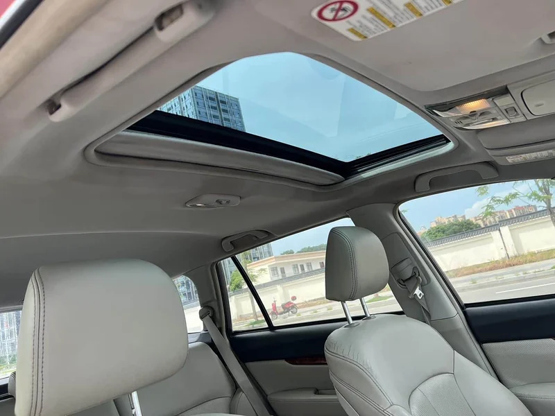 Subaru Outback — фото 14