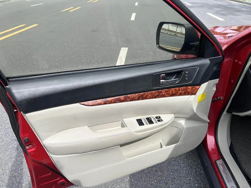 Subaru Outback — фото 15