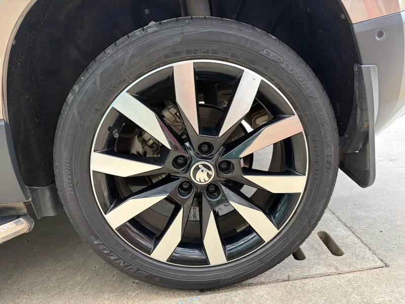 Skoda Karoq — фото 22