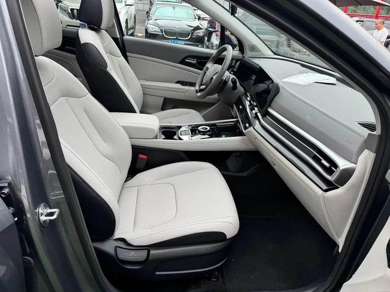 Kia Sportage — фото 11
