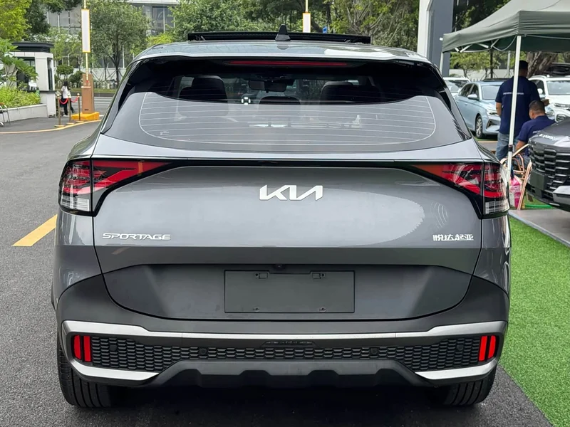 Kia Sportage — фото 18
