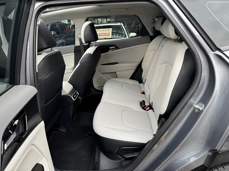Kia Sportage — фото 8