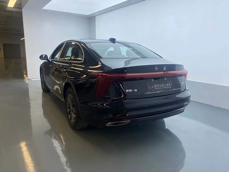 Hongqi H5 — фото 15
