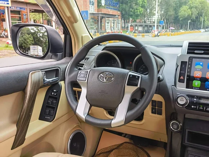 Toyota Prado (Imported) — фото 13