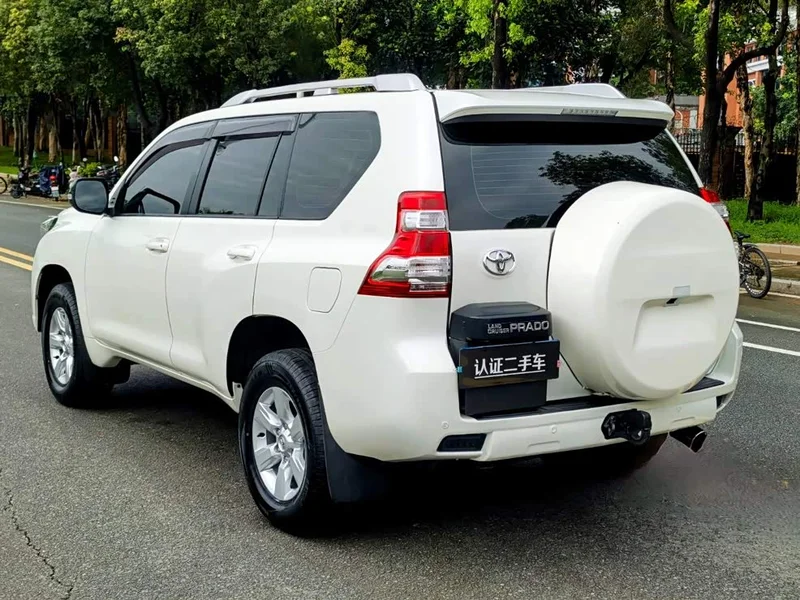 Toyota Prado (Imported) — фото 5