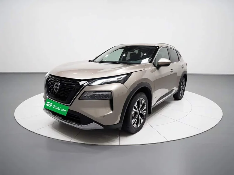 Nissan X-Trail — фото 1