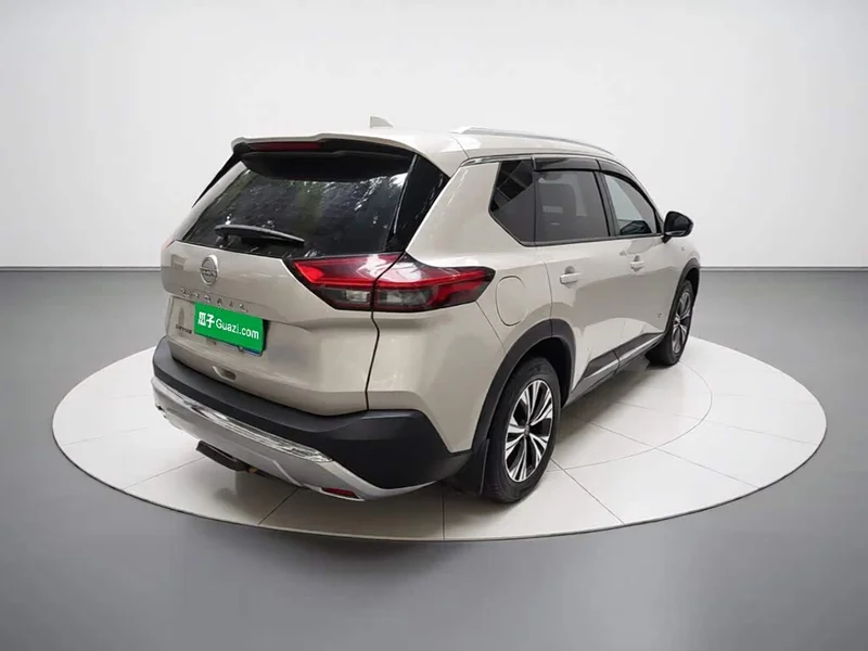 Nissan X-Trail — фото 4