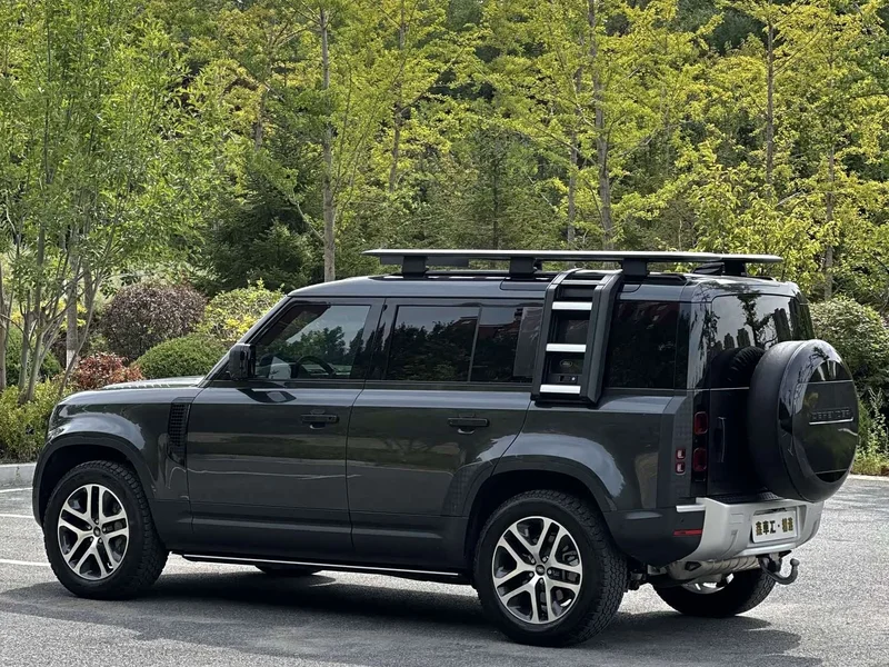 Land Rover Defender — фото 4