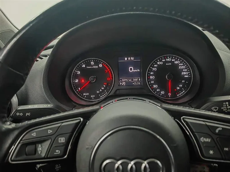 Audi A3 — фото 11