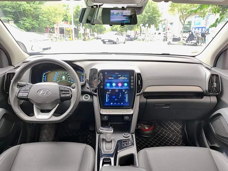 Hyundai ix35 — фото 10