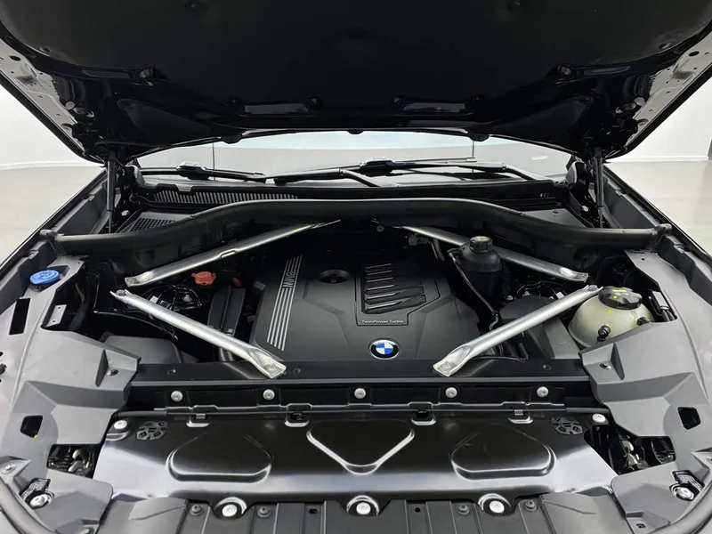 BMW X5 (Imported) — фото 9