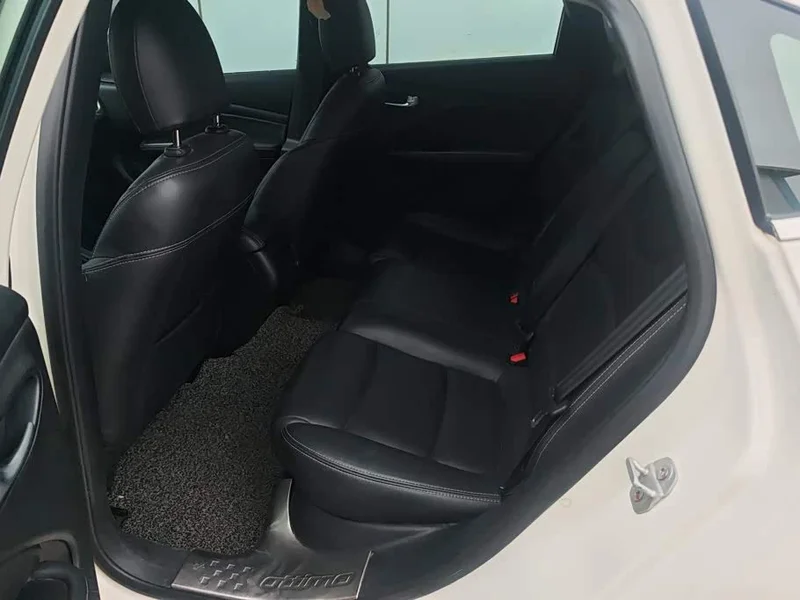 Hyundai i30 — фото 11