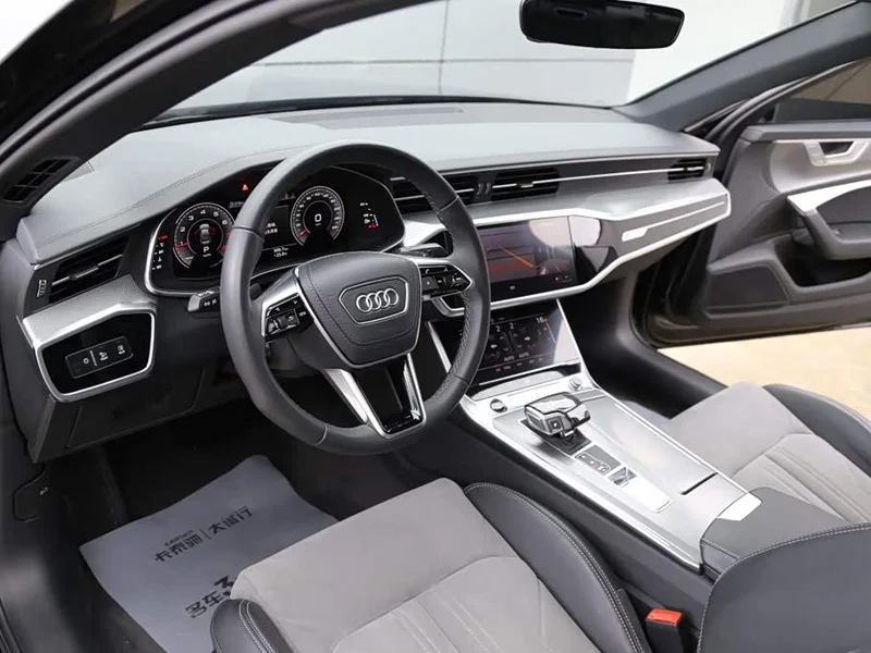 Audi A6L — фото 13