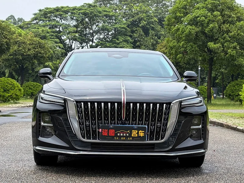 Hongqi H5 — фото 2