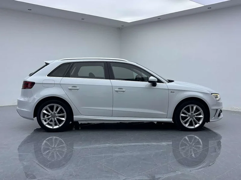 Audi A3 — фото 16
