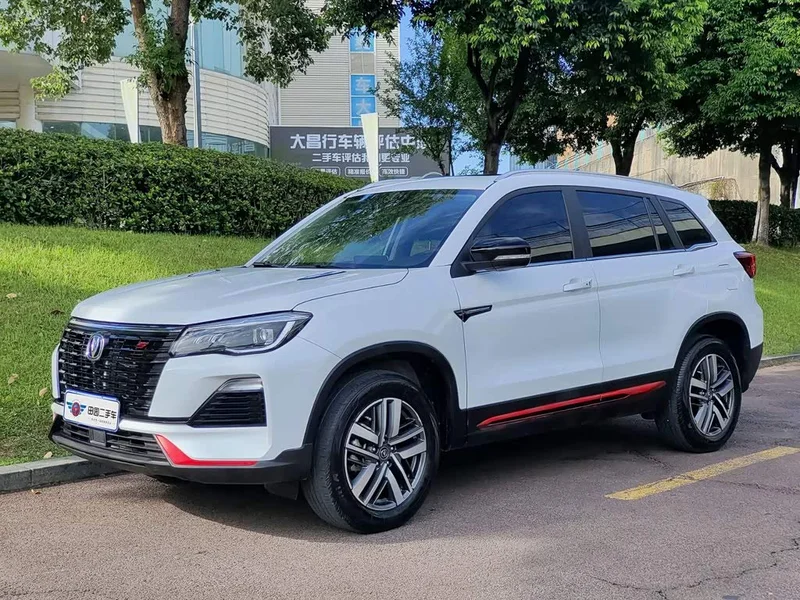 Changan CS75 — фото 1