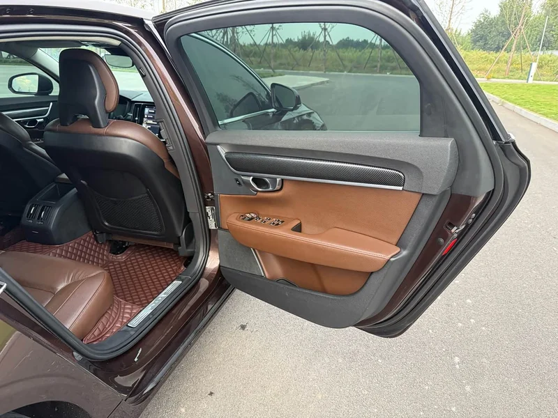 Volvo S90 — фото 11
