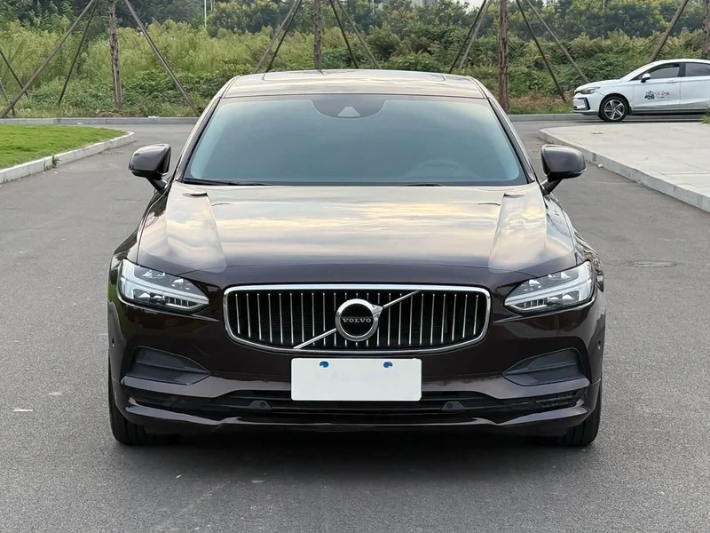 Volvo S90 — фото 2