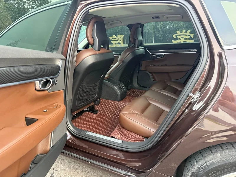 Volvo S90 — фото 10