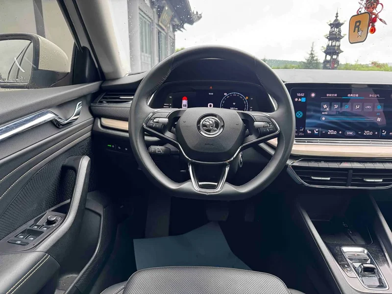 Volkswagen Octavia — фото 17