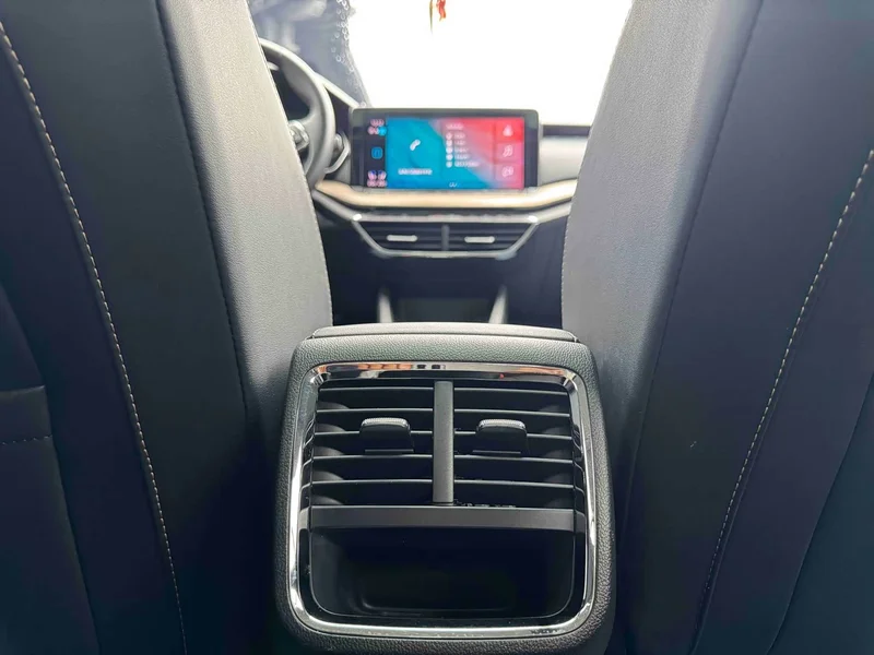 Volkswagen Octavia — фото 19