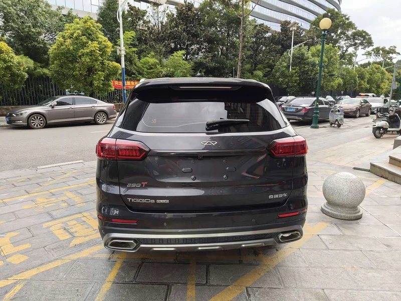 Chery Tiggo 8 Plus — фото 10