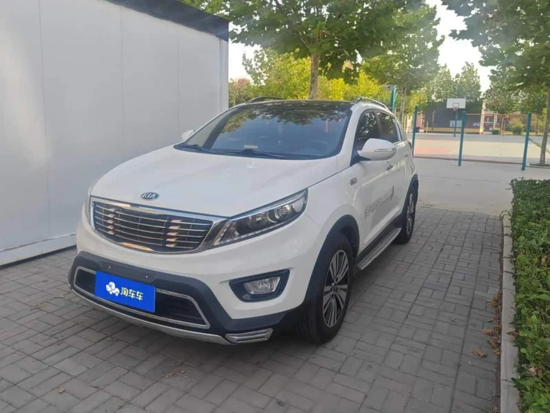 Kia Sportage — фото 1