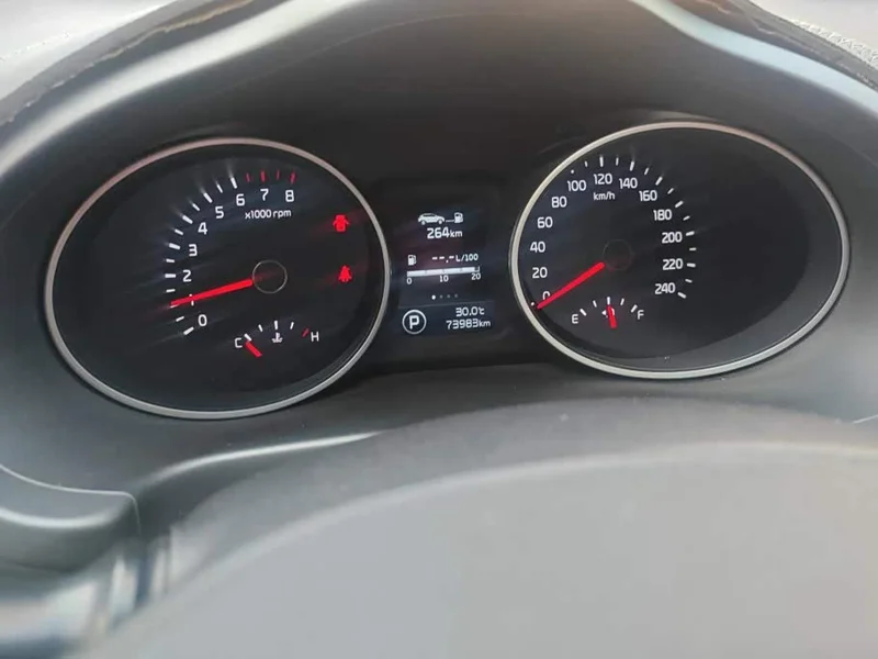 Kia Sportage — фото 14