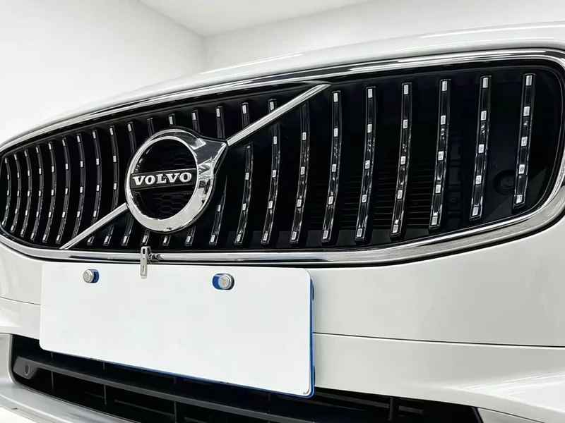 Volvo V90 — фото 21
