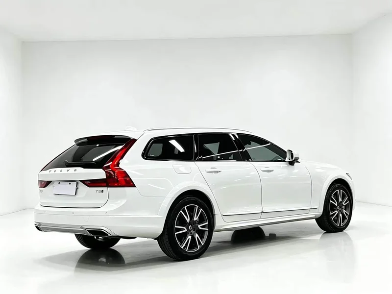 Volvo V90 — фото 5