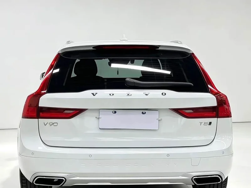 Volvo V90 — фото 6