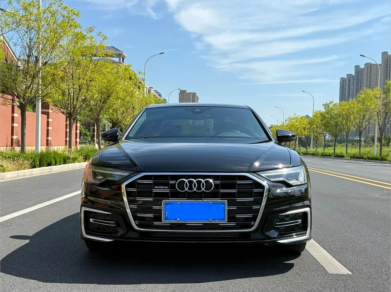 Audi A6L — фото 2