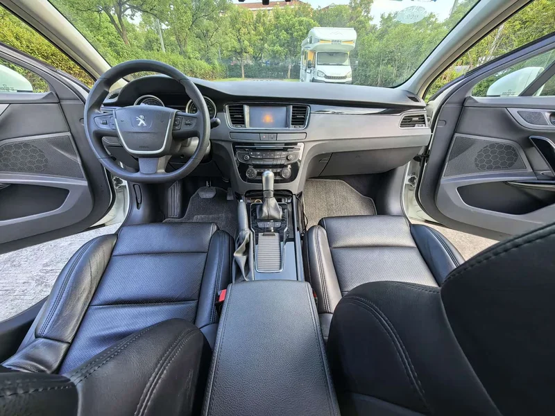 Peugeot 508 — фото 14
