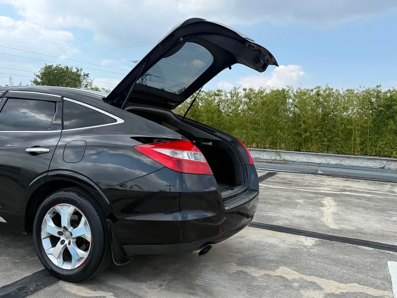 Honda Crosstour — фото 17