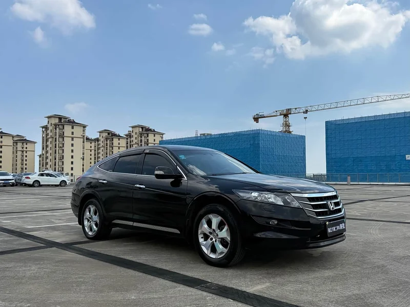 Honda Crosstour — фото 3