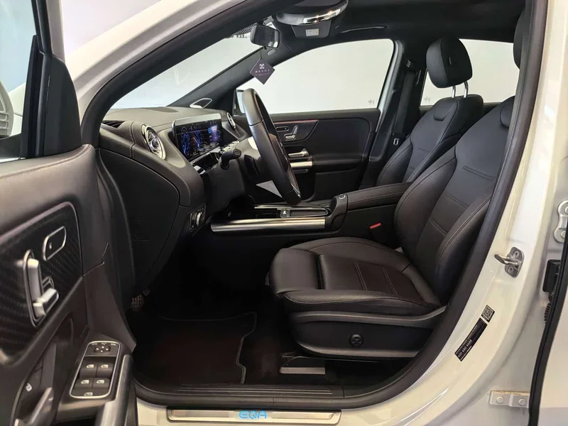 Mercedes-Benz EQA — фото 11