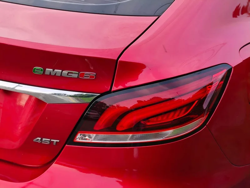 MG 6 New Energy — фото 6
