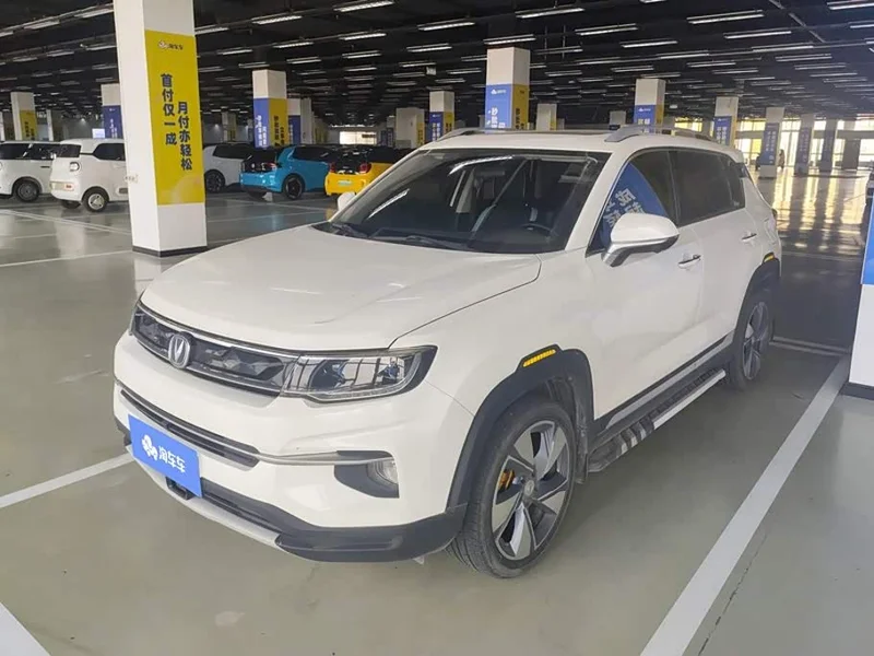 Changan CS35PLUS — фото 1