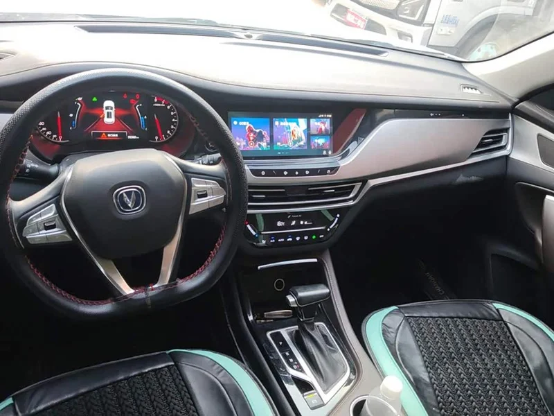 Changan CS35PLUS — фото 12