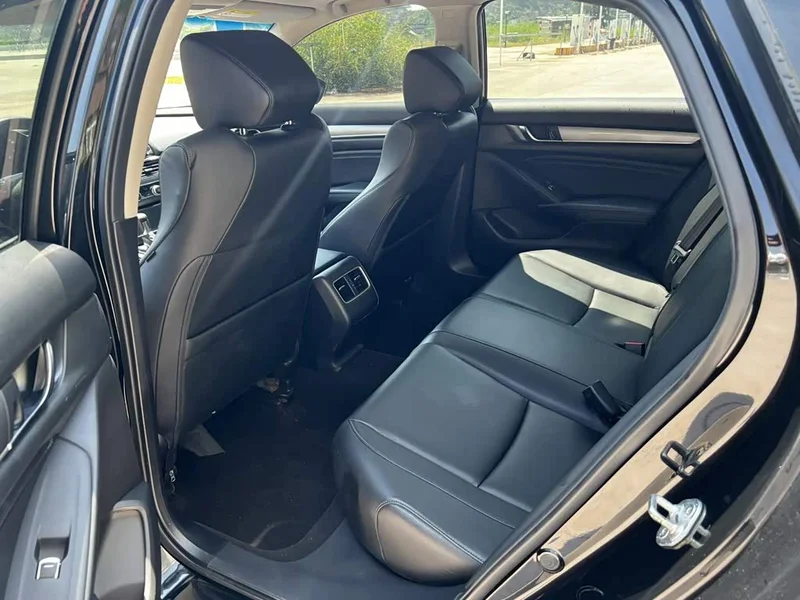 Honda Accord — фото 5