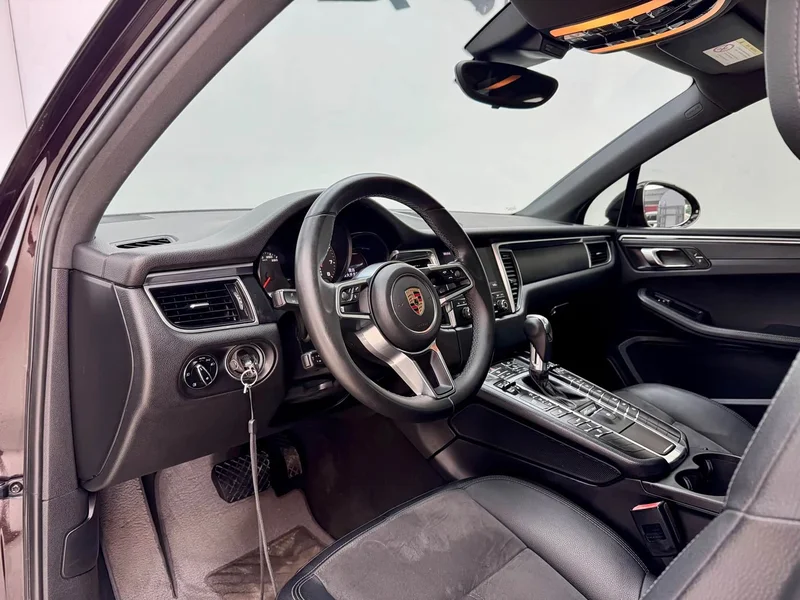 Porsche Macan — фото 6